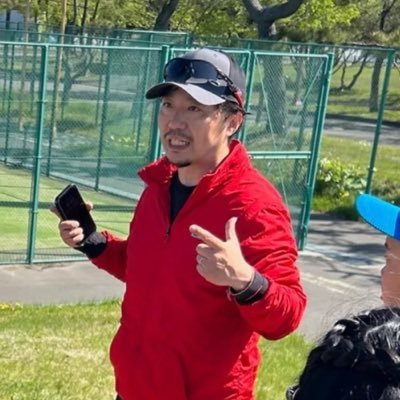 ryota_tanaka14's profile picture. 福祉を、ちょっとおもしろく。 つながりデザイナー／ただのひと 毎週木曜はラジオで喋ってます FMとまこまい「STADT RADIO」21:00〜 シュタット×ノイルズで福祉実験中 両利き息子と全力ラリー中 🎾⚪️