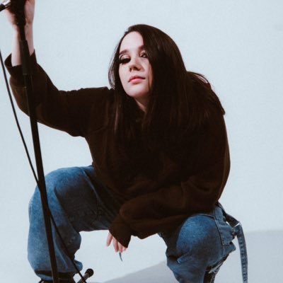 _gatewaygirl_'s profile picture. Making music for main character energy 🙌     UK Singer-songwriter/ producer 🎶 | Illustrator and Digital Artist 🎨