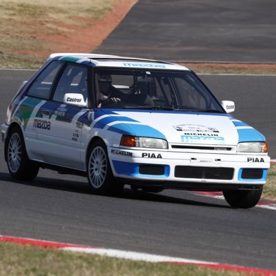 元A.M.O.A(全マツダオーナーズクラブ連合)代表。 現在は顧問兼A.M.O.Aレースカー部。 X-RACIN’なるバンドもやってたりします。https://t.co/xt4nxEh7s8