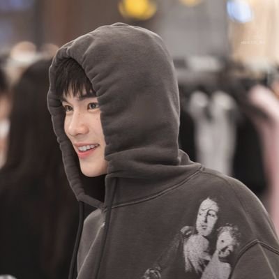 ꒰FOURTH;GEMINI꒱🪥🌻|꒰PRETH;SANTA꒱🖤🤍
EXO-L 💕 1485 |
NCTzen💚 ꒰JENO;JAEHYUN꒱|