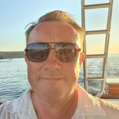 Author, (PD Chegwin on AMAZON and KINDLE) Illustrator, Musician. Second novel Dora's Day out now. Leasowe Lighthouse Tour Guide, LFC❤️ YNWA #Cornwall 😍