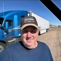 Truck seller (@lethabotha32639) 's Twitter Profile
