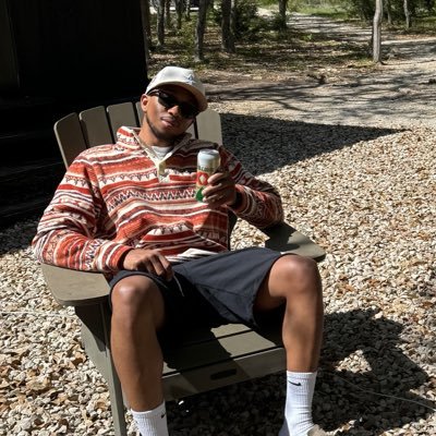 ThereGoCarl's profile picture. making it happen.