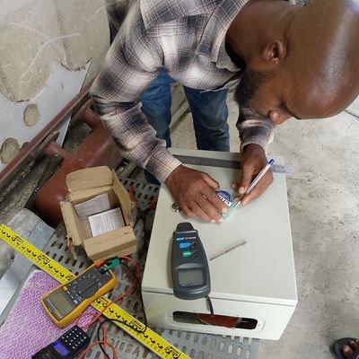 adsammtek's profile picture. 