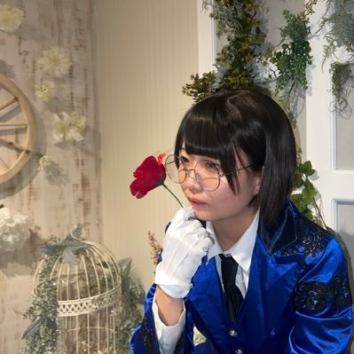 多趣味な女☺︎振りコピが好きな女さんჱ̒( . ̫ .主にイコノイジョイ🩷💎👑たまに出現=MINA #いこみな の問題児😇自称💙単色 生粋の東西テーマパークオタク☺︎ポケカ初心者🔰DMは直接話した人だけ返します