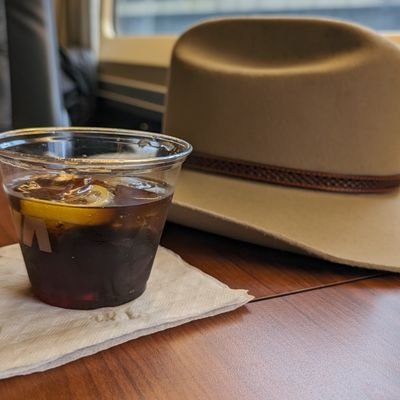 Alph4Z3r0's profile picture. Cosplayer, gamer. Streamer. Exo-Hunter. Devoted Cat Dad.