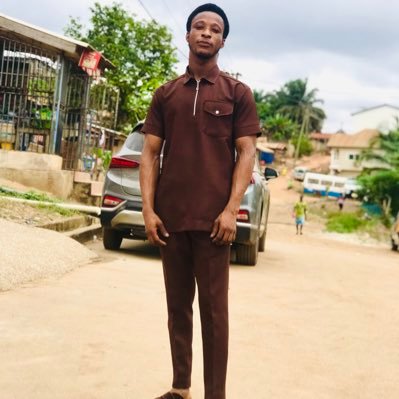 Music lover 💕🎹🎧🎼||Creativity👌🏽||Messi⚽️|| @KWESIARTHUR_ ||Aint nobody better than yaself ||ground up to the top 💯💯||Hollywood dreams