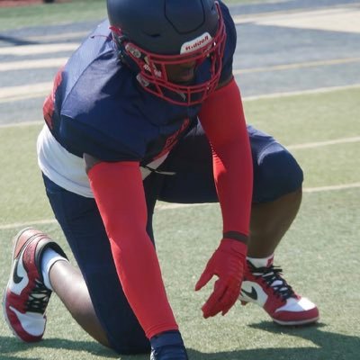 ZaireBenn's profile picture. Erasmus hall hs football & wrestling co 2027 6’0 200 olb/ath 📞 347-576-4961 Hc- @Dannylanberg                       B.I.R.D