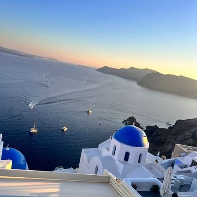 Jean19704233's profile picture. Love