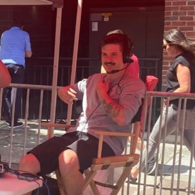 used to do journalist-adjacent hockey stuff, now i just use this to yell all the things i don’t want anyone hearing me say IRL