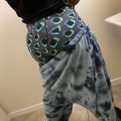 fnfking15's profile picture. 