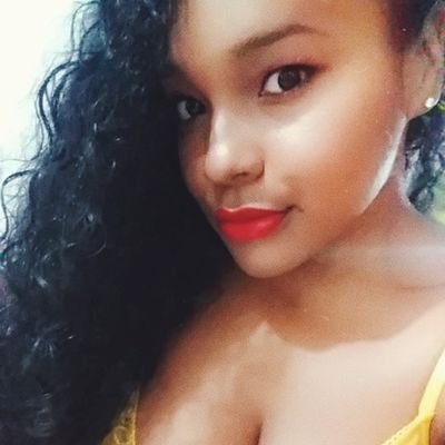 Soy tan solo una Mujer, una Soñadora. Agridulce. ✨Geminiana 📍CLO