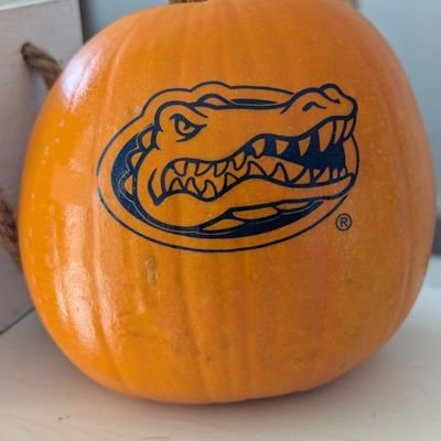 EllenKFarrell's profile picture. Mom to a UF Gator and more, Orton-Gillingham Dyslexia Therapist, Greek Girl living in the US world