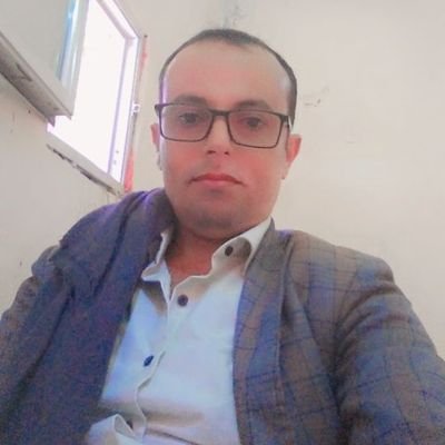 مواطن يمني عروبتي تجري في دمي...
بعت نفسي لخالقها لألحق بركب الصالحين