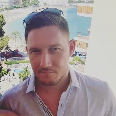 Experienced Chief Marketing Officer and Community Manager in Web3
Multi-Business Owner & Consultant in Web2
Future Ex-Husband
Gamer & Streamer (new)
Dad