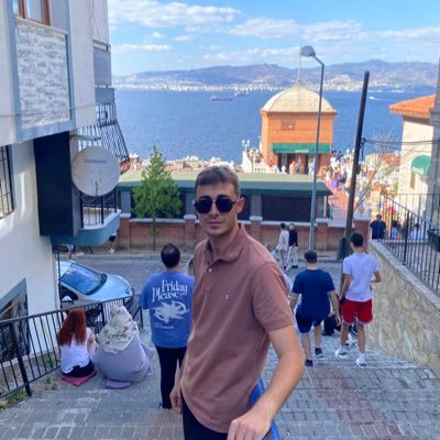 mehmtalper's profile picture. sadece kendime zararım var