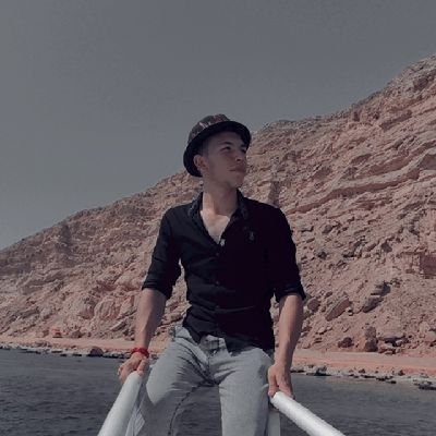 يابحر يابو البحور🌊🦈
شير......📩