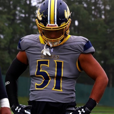 17 years old || Class of 2025 || 3.8 GPA ||Running back and linebacker|| 5’10, 220 pounds || Baltimore maryland|| perry hall high school|| |📞 443-825-1263