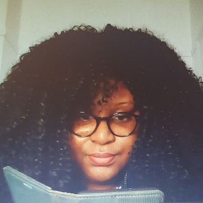 Beyhive, noirbebe, wenee, hottie| she/her | blk '96 libra babe 😌