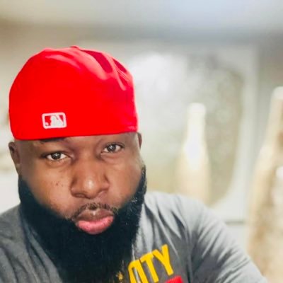 DexterYul's profile picture. Because I'm Kingyuldexter