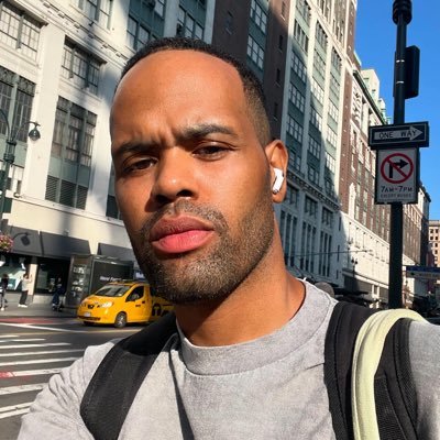 artist/creative. educator. mover. bookworm. young brujo. Cashville ✈️ Crooklyn