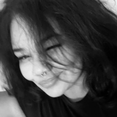 d3sra3's profile picture. they/she .