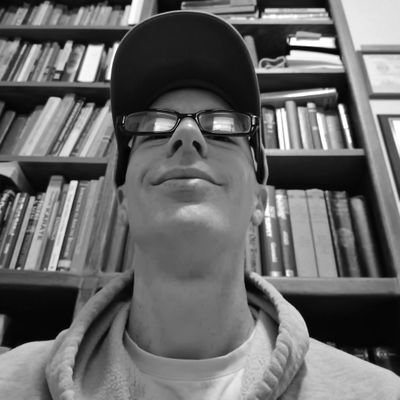 📜 Writes at Spruntz on Substack 🎧 Bass Player at Ethan Spruntz.
👇