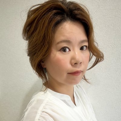 顧客心理・逆算型の体感マーケティングアドバイザー/コーチ・コンサル・教材販売者専門 / 営業歴17年(to B、to C) / 6桁の商品の成約率90% /楽しく話して成約に繋がる方法を伝授します!