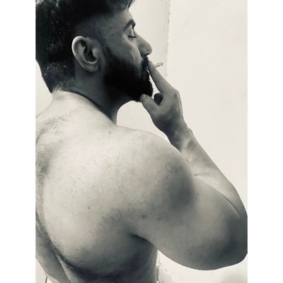 KhalNayakHuman's profile picture. body of an athlete, mind of stoic, spirit of a warrior.