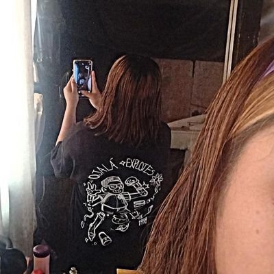 Abichola_0418's profile picture. trabajo más que los admis de el QSMP☠️