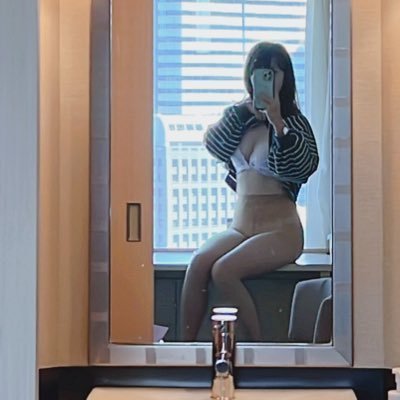 MarikoMina17667's profile picture. 私たちは友達になり、一緒にデートや会話を楽しむことができます。一緒に買い物をして、親密なカップルの楽しさを味わう，LINEで私を追加してくださ
