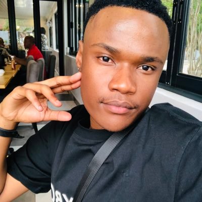 Spread love🏳️🌈❤Tswanaboy🇧🇼🇿🇦 BForce!👑🐝Whitney Houston.🎶🖤