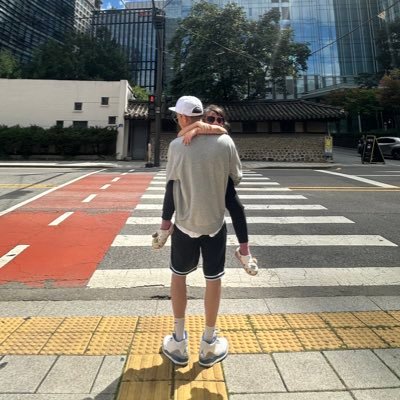 itisj9's profile picture. 🇰🇷 grew up in 🇲🇲, Towson U graduate, spent my 20s in Baltimore MD, now own a cafe back home in Yangon 🇲🇲. Married to 🇹🇭 wife, dad of hybrid 🇰🇷 🇹🇭👼