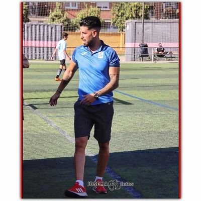 - Opositor ☘️💚 Entrenador D.Bosco CF Nivel 2 Académico ⚽ Exjugador⚽ ➡️2°División Islas Maldivas United Victory. ➡️3°División: C. D. Pozoblanco,Cordoba B