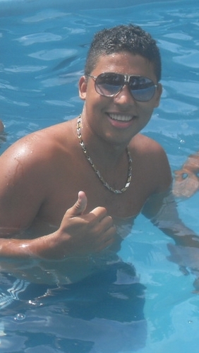 Twitter oficial de Luiz Antonio R.Brito ,Academico de direito, Soldado do exercito.
Face : http://t.co/myukLxRyMJ