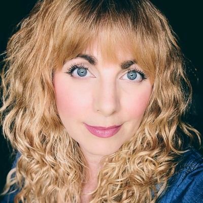 Voice over artist, Immersive theater performer, sketch comedy comedian, single mom, and all around nice person.
