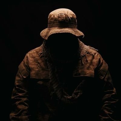HELMI & (イマン) Profile