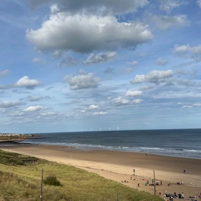 AlexBayolCooper's profile picture. Lucky mummy, keen cook, tennis nut, true European! Striving for perfection of the fine art of biking and brunching along the coast 🏝 Owner of Cooper Edwards