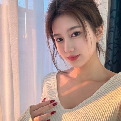 Lucy520168's profile picture. 