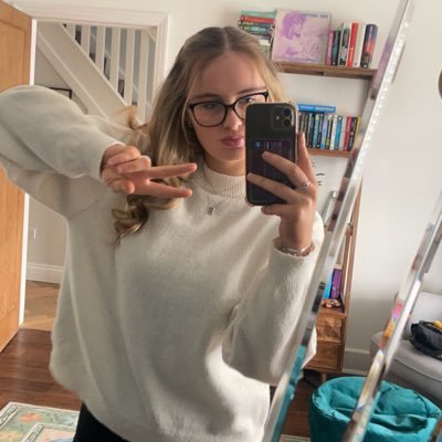 elliemcgl's profile picture. 