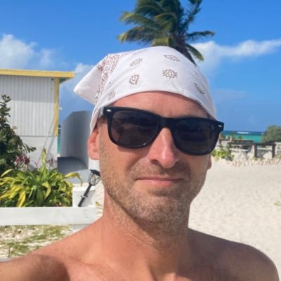JJacallen's profile picture. Sailor, linguist, world traveler. Alaska born, studied in USA, Russia, Finland (MA Political Science). Speaks en, ru, fr, de, es, pr