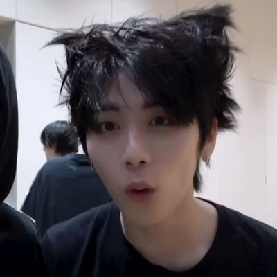 saminivers's profile picture. 🤟🏻🤍