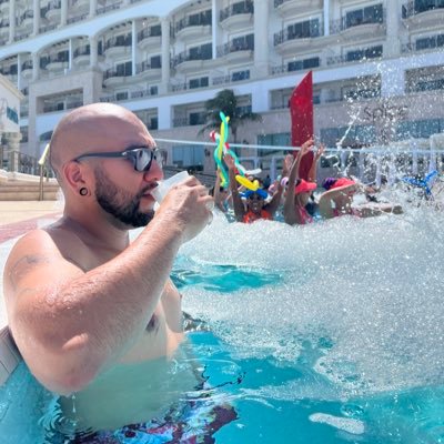 HtxHashira's profile picture. If you are feeling disheartened, that you are somehow not enough, set your heart ablaze. ❤️‍🔥