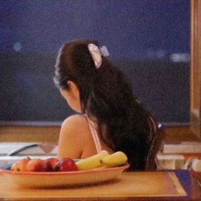 314r0m4n3's profile picture. when the bass drop it's another banger / using this app as my diary / “ouais” -jennie kim