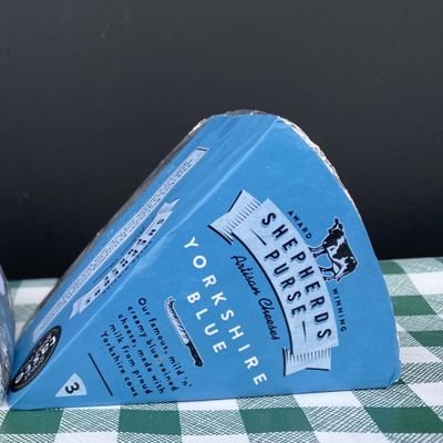 AwaySwinger's profile picture. 