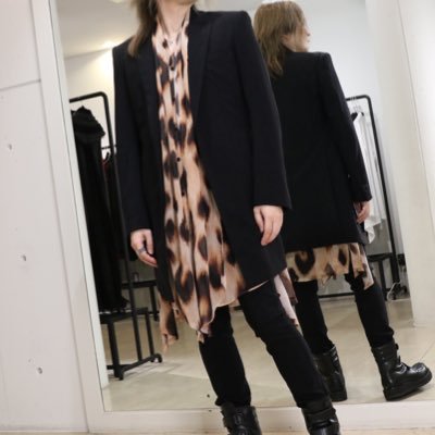 セレクトショップでkiryuyrikとTHE ONENESS推しスタッフやってます。 趣味でギター弾いてバンドもやってます、気軽にフォローしてください! Instagram → https://t.co/2aAb9MjFt0