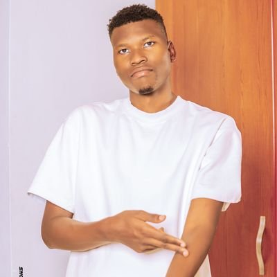 Trust me, am not the other influencer ♥I'm a certified hustler| tour consultant|
chef| believer| entrepreneur| manchester united fan| butelejacob92@gmail.com 🌍