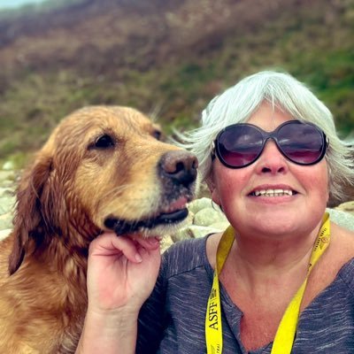 Lover of countryside, dogs & chickens - Benefits Advisor - Live Simply, Give More & Expect Less