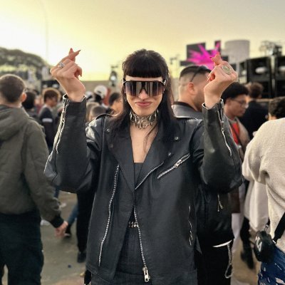 LiiizinEng's profile picture. 🎧 DJ by night | 23 | Single by day