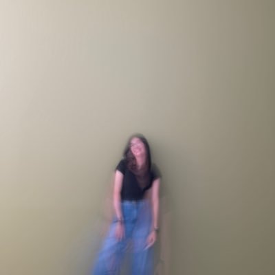 ValeriaMtz222's profile picture. “Alaben a Dios, quien no pasó por alto mi oración ni me quito su amor inagotable” Salmo 66:20 🙌🏻♥️